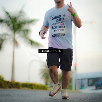 Runner Photo 7872412