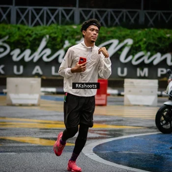 Runner Photo 7872431