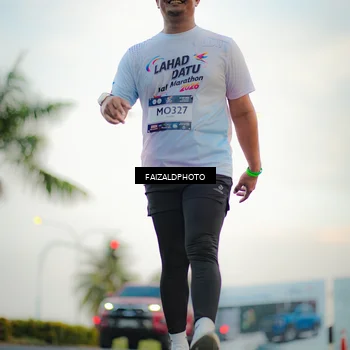 Runner Photo 7872472