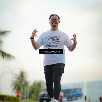 Runner Photo 7872502