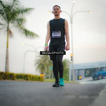 Runner Photo 7872563