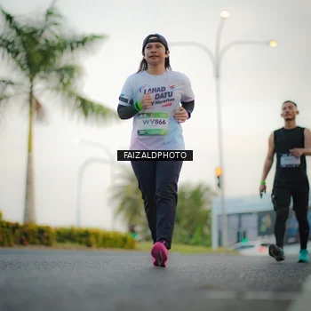 Runner Photo 7872575