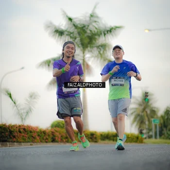Runner Photo 7872636
