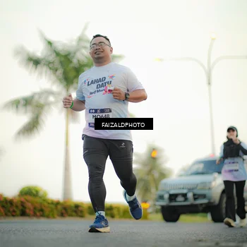 Runner Photo 7872783