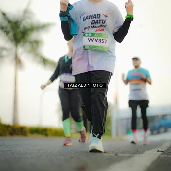 Runner Photo 7872841