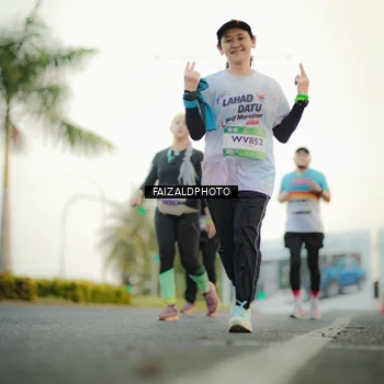 Runner Photo 7872876