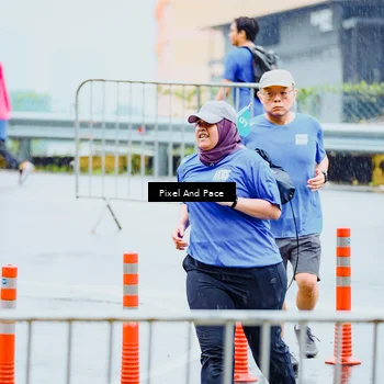 Runner Photo 7872900