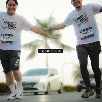 Runner Photo 7872908