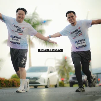 Runner Photo 7872924
