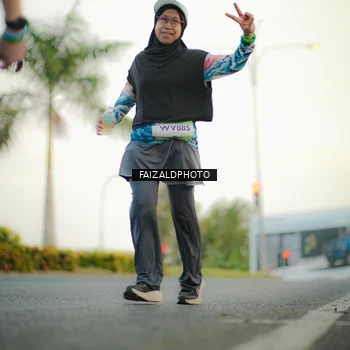 Runner Photo 7872951