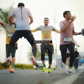 Runner Photo 7872974