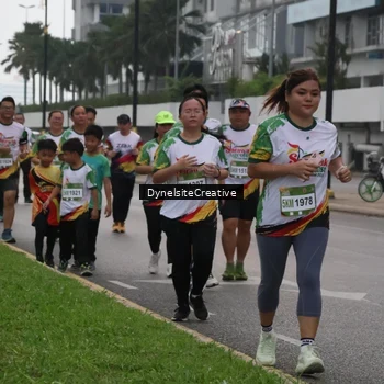 Runner Photo 7872978