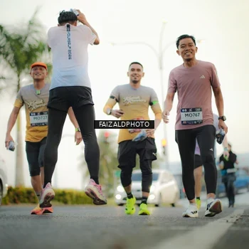 Runner Photo 7872980
