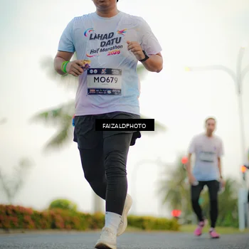 Runner Photo 7873055