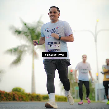 Runner Photo 7873060