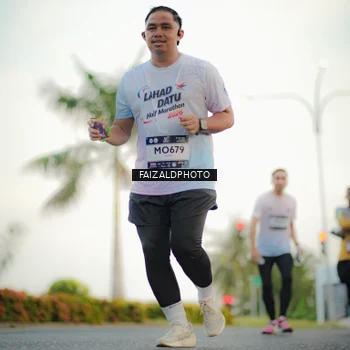 Runner Photo 7873067