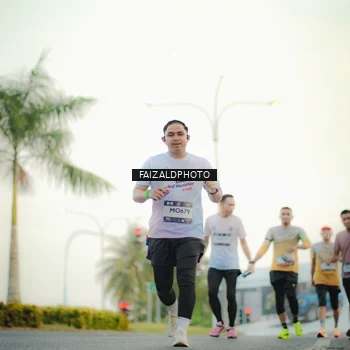 Runner Photo 7873085