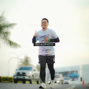 Runner Photo 7873109