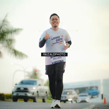 Runner Photo 7873111