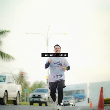 Runner Photo 7873132