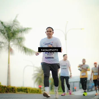 Runner Photo 7873134