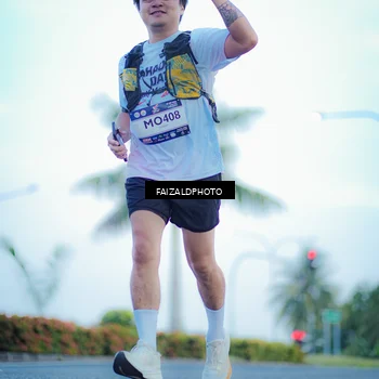 Runner Photo 7873211