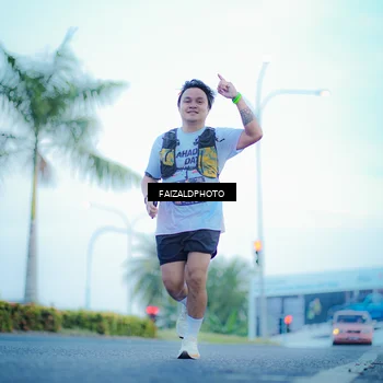 Runner Photo 7873244