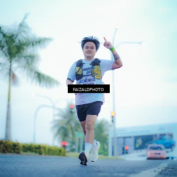 Runner Photo 7873249