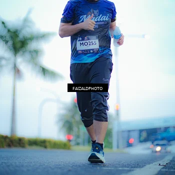 Runner Photo 7873268
