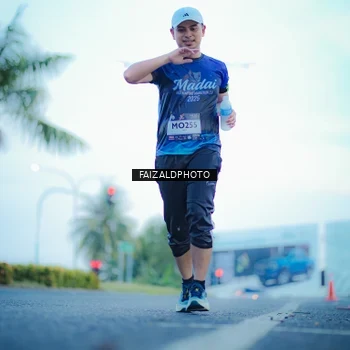 Runner Photo 7873292