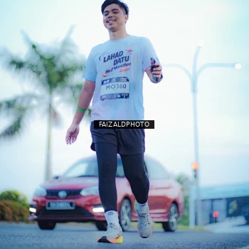Runner Photo 7873389