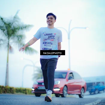 Runner Photo 7873417