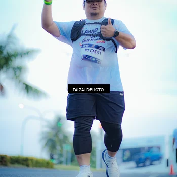 Runner Photo 7873434