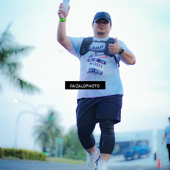 Runner Photo 7873449