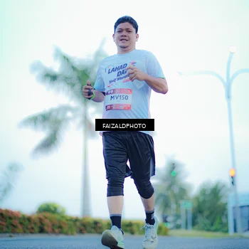 Runner Photo 7873513