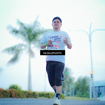 Runner Photo 7873515