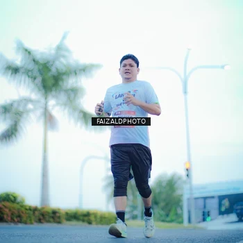 Runner Photo 7873520