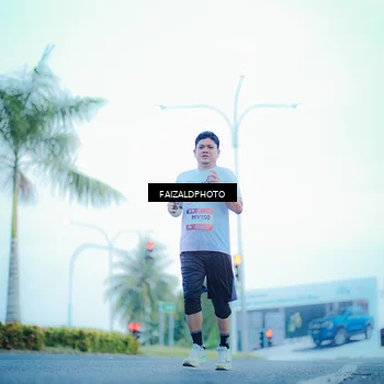 Runner Photo 7873554