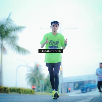 Runner Photo 7873585