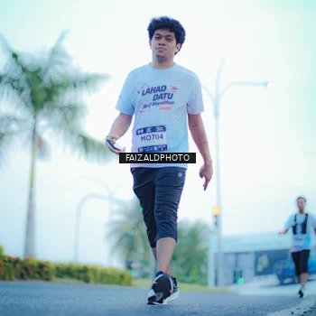Runner Photo 7873640
