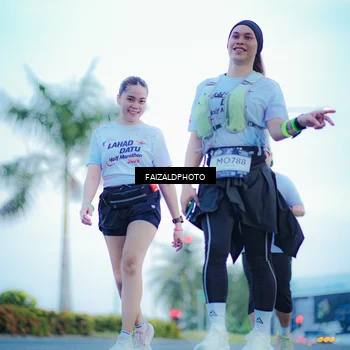 Runner Photo 7873737