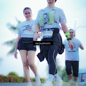 Runner Photo 7873745