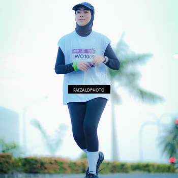 Runner Photo 7873749