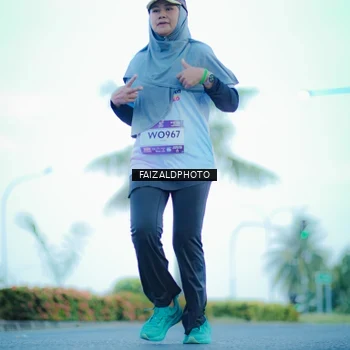 Runner Photo 7873768