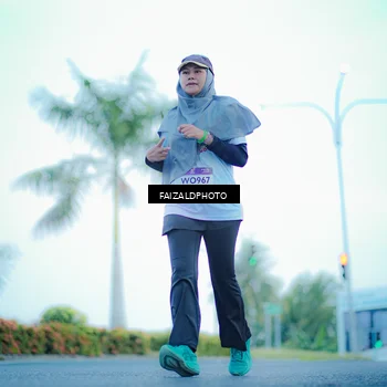 Runner Photo 7873770