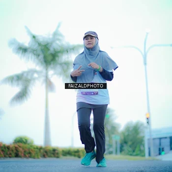 Runner Photo 7873773