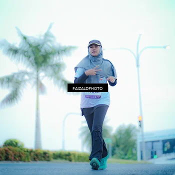 Runner Photo 7873774