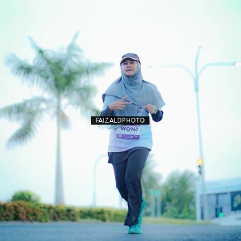 Runner Photo 7873776