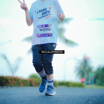 Runner Photo 7873781