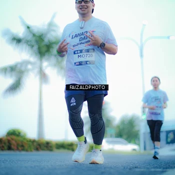 Runner Photo 7873788